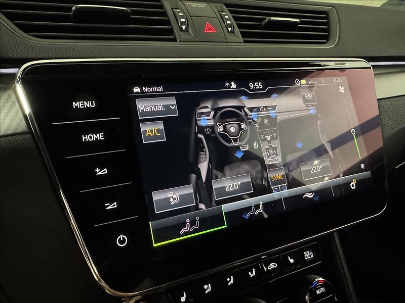 Škoda Superb 2,0 TDi  Sportline LED Virtual - fotka 41 z 48