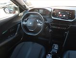 Peugeot 2008 (2023) 1.2 PureTech, Automat, ČR - náhled 7