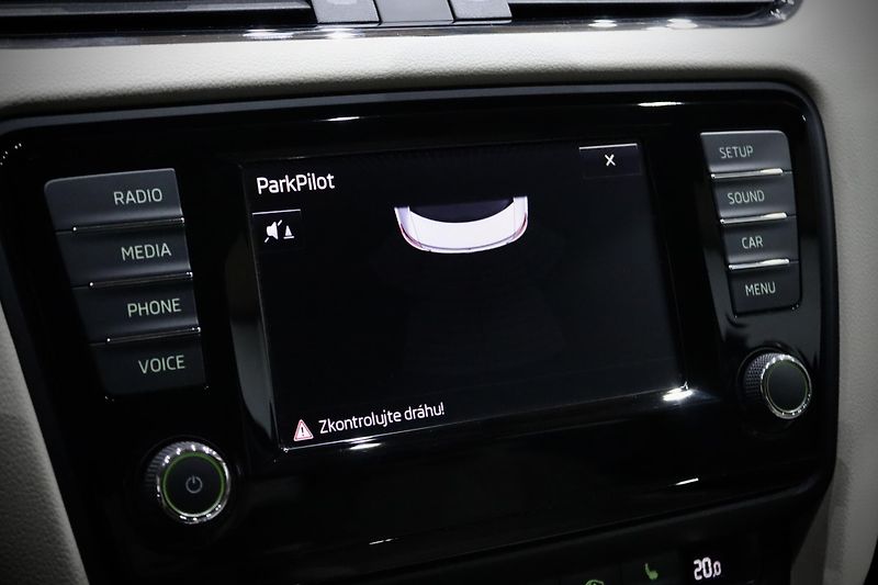 Škoda Octavia 3 1.4 TSI 110 kW - fotka 27 z 28