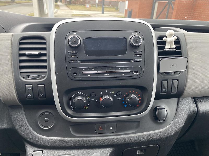 Renault Trafic (2019) 1.6DCi, 5-MÍST, 1.MAJ.ČR!! - fotka 20 z 42