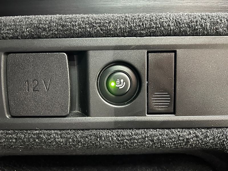 BMW X5 30d xDrive M-SPORT, VZDUCH, PA - fotka 34 z 37