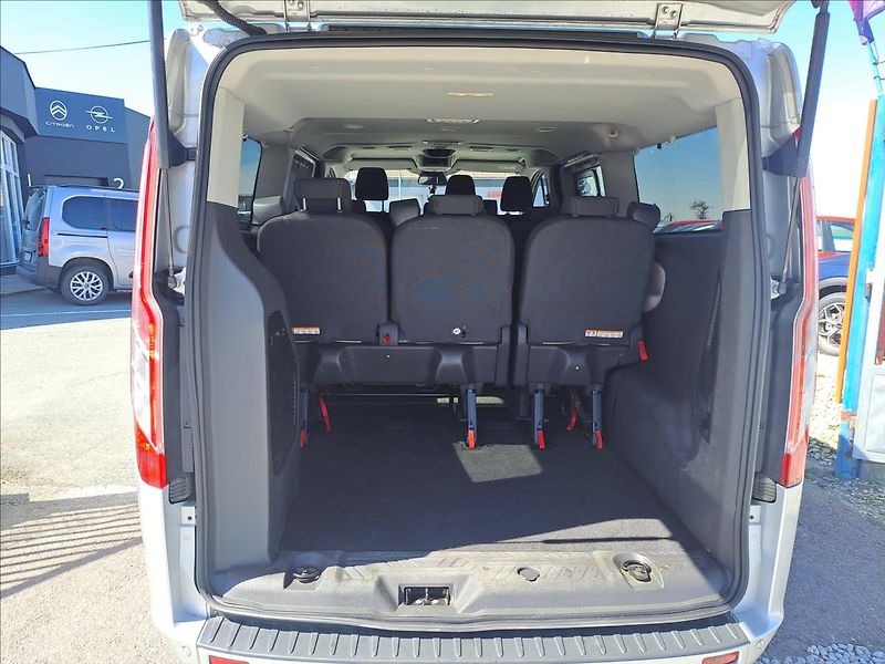 Ford Tourneo Custom 2,0 TDCI 9 MÍST - fotka 5 z 21