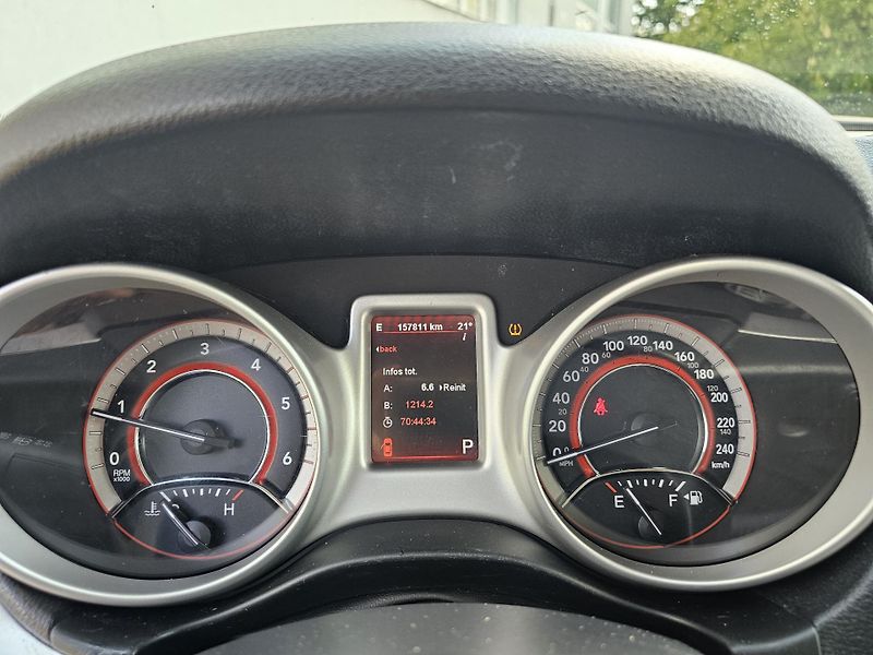Fiat Freemont (2012) 2.0JTD-AUTOMAT-7 MÍST  - fotka 12 z 19