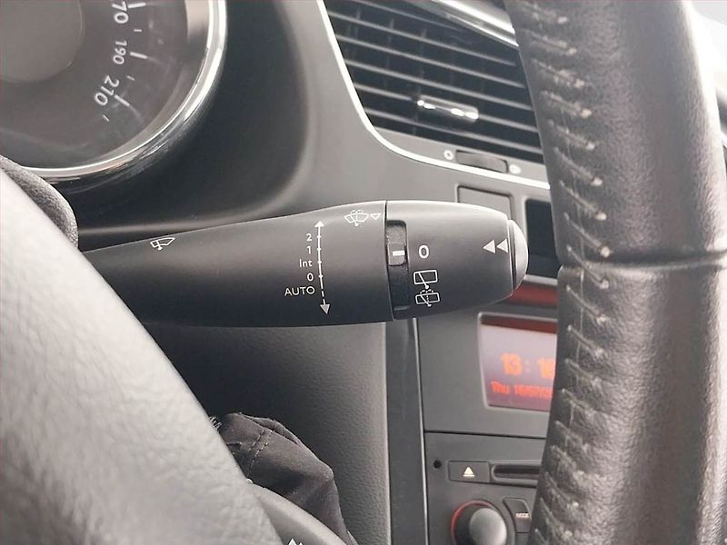 Peugeot 3008 (2015) Active 1.6 HDi, Tempomat - fotka 18 z 19