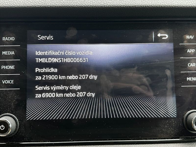 Škoda Kodiaq 2,0 FSI 158kW-4x4-CZ-servis-vý - fotka 42 z 51