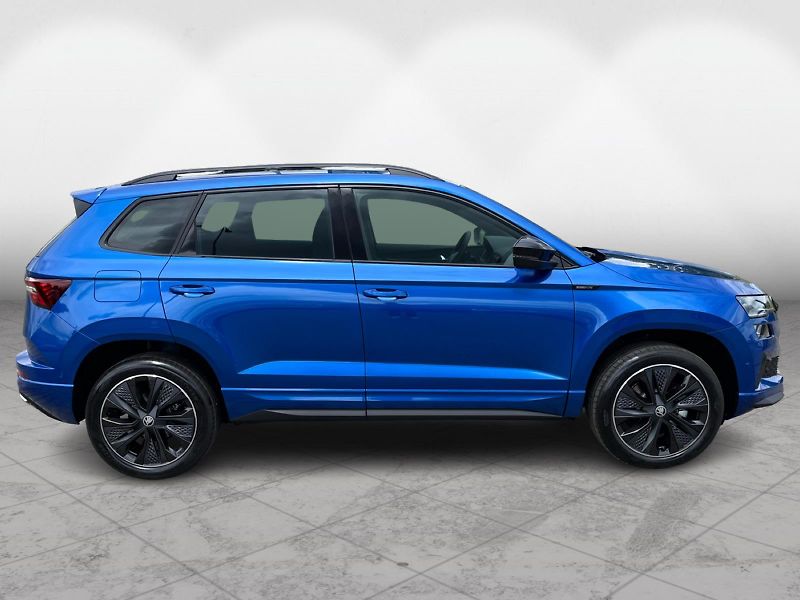 Škoda Karoq SPORTLINE 1.5 A7F 110kW - fotka 8 z 24