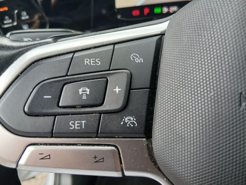 Volkswagen Golf 8, 2.0tdi, automat, ALU 17
