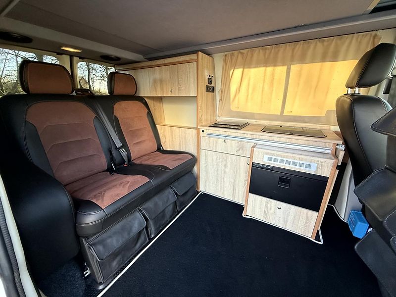 Volkswagen T6 2.0 TDI 84 kW - fotka 26 z 34