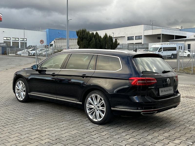Volkswagen Passat (2016) 2.0TDI, 4motion, Automat DSG - fotka 4 z 41