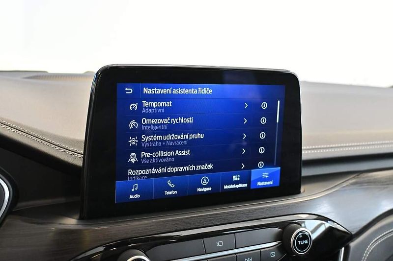 Ford Kuga (2021) 2.5 VIGNALE VIRTUAL LED ACC BO - fotka 21 z 48
