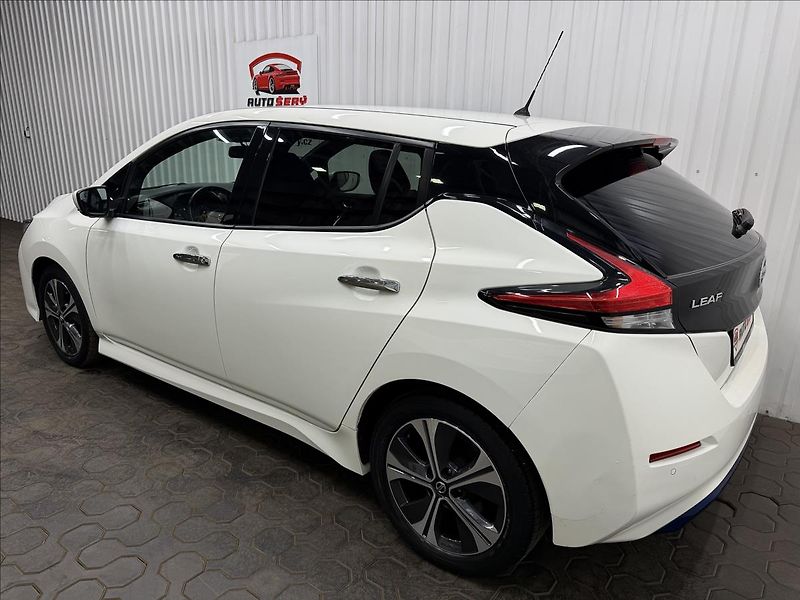 Nissan Leaf N-CONNECTA 110kW SOH 91% - fotka 6 z 38