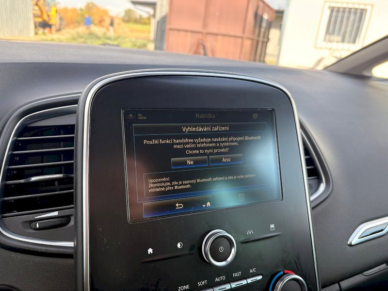 Renault Grand Scénic (2020) BdCi 150 Intens - tažné - fotka 16 z 29
