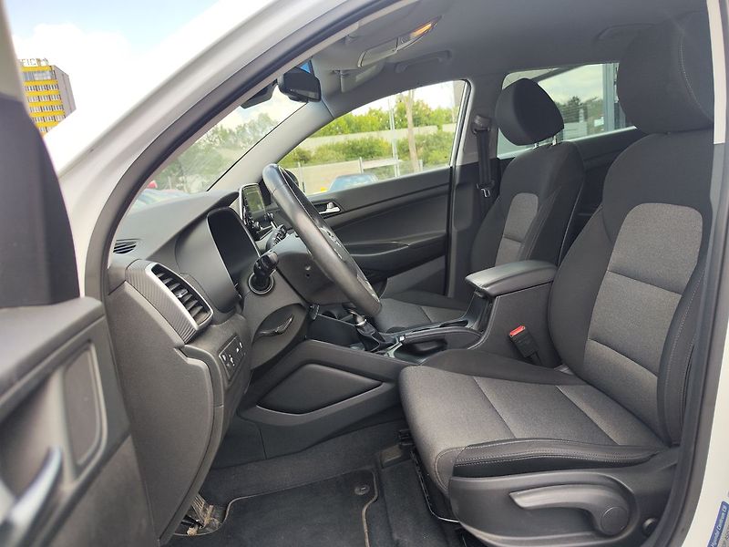 Hyundai Tucson 1.6 CRDI/85kW Traveller - fotka 13 z 31