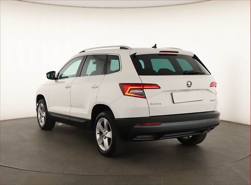 Škoda Karoq (2017) Style 1.5 TSI, Automat - fotka 4 z 19