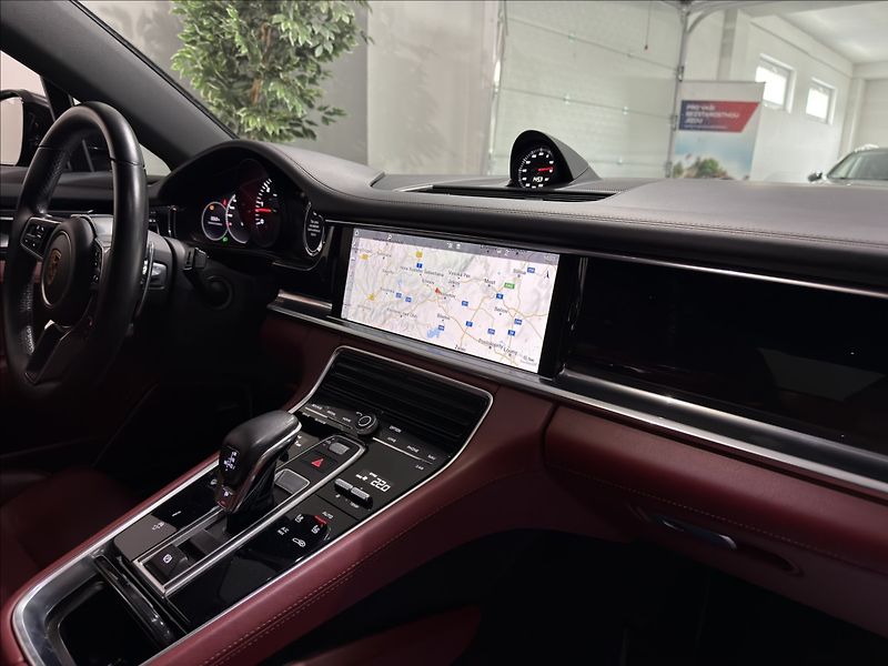 Porsche Panamera 4,0   4S 421HP APPROVED 27 SOF - fotka 22 z 37