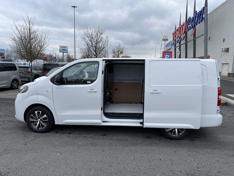Toyota ProAce EV 136k Comfort ODBĚR 4/2026 - fotka 9 z 32