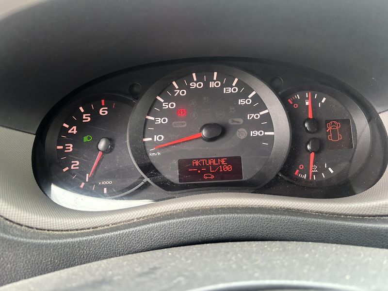 Renault Master dCi 145 EURO 6 minibus - fotka 12 z 20