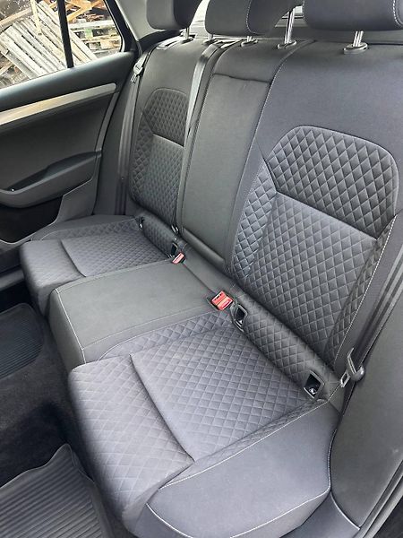 Škoda Superb (2020) III 2.0 TDI 110KW 2020 1MAJITE - fotka 11 z 24