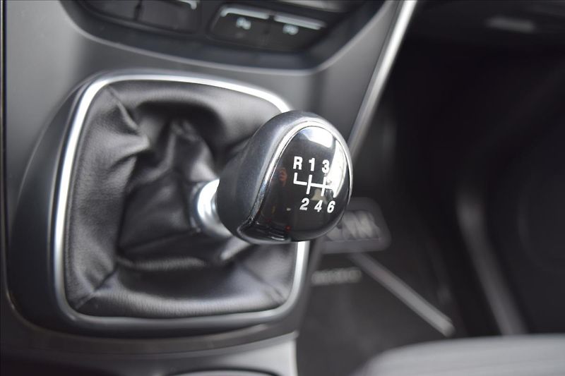 Ford C-MAX 1,0 I 92KW PO ROZVODECH ALU - fotka 47 z 53
