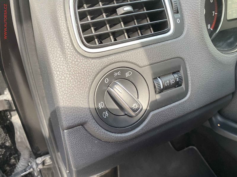 Volkswagen Polo (2014) 1.2 TSi, STK6/28 - fotka 15 z 17