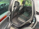 Volkswagen Touareg (2013) 3.0TDI180kW/4x4/VZDUCH/WEBASTO - náhled 11