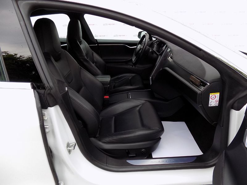 Tesla Model S (2016) P90D-780PS Nabíjení zdarma - fotka 17 z 50