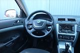 Škoda Octavia (2012) 2.0 TDI, Serv.kniha, Navi - náhled 7