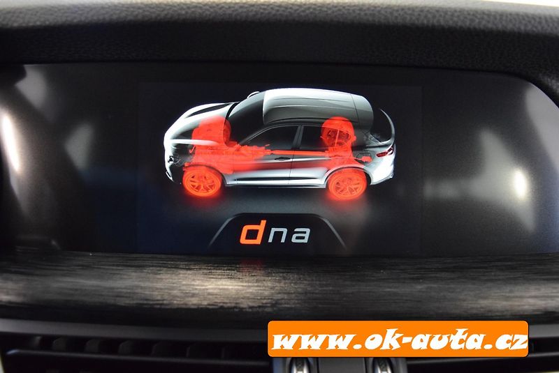 Alfa Romeo Stelvio 2.2 JTD Q4 SPORT 150 kW - DPH - fotka 47 z 60