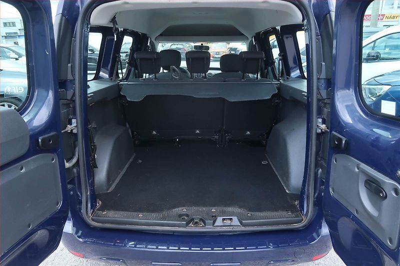 Dacia Dokker (2019) Arctica 1.6 SCe, 5Míst, SR - fotka 14 z 14