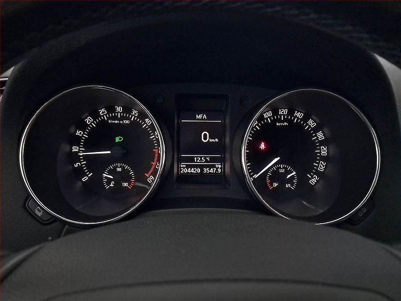 Škoda Yeti (2012) Ambition 2.0 TDI, 4X4 - fotka 11 z 17