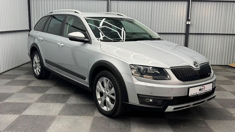 Škoda Octavia (2015) SCOUT - fotka 23 z 27