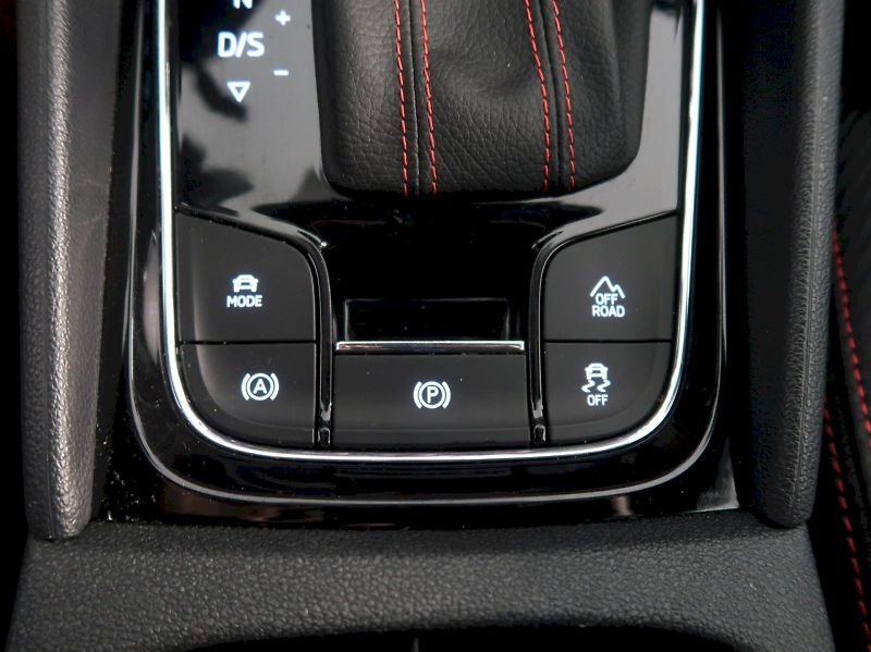 Škoda Kodiaq (2022) RS 2.0TSI 180KW 4x4 DSG WEBAST - fotka 37 z 47
