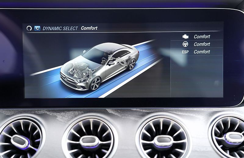 Mercedes-Benz CLS 450 AMG 4Matic/370 PS/Led - fotka 43 z 47
