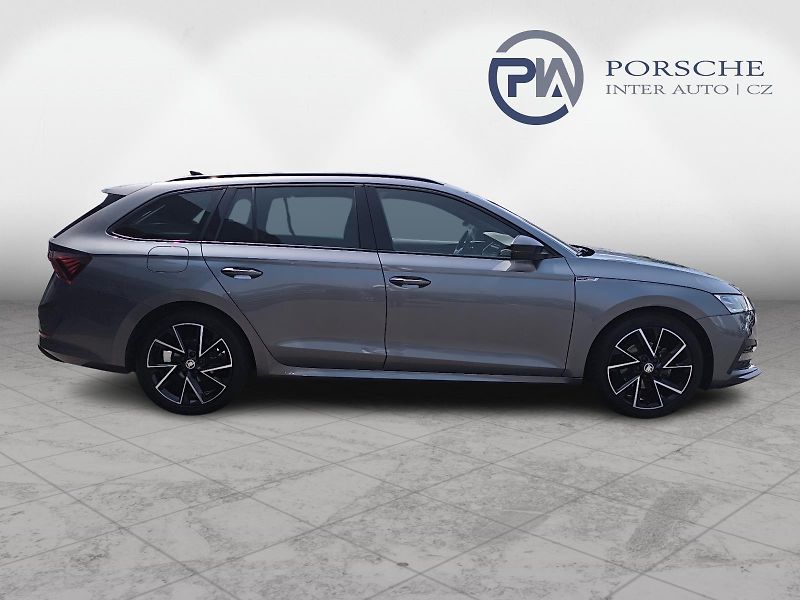 Škoda Octavia 2.0 TDi Sportline DSG - fotka 23 z 24
