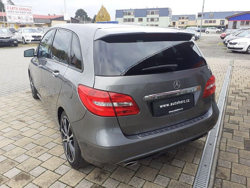 Mercedes-Benz Třídy B (2014) 180 1.5 CDi  AUTOMAT - fotka 5 z 38