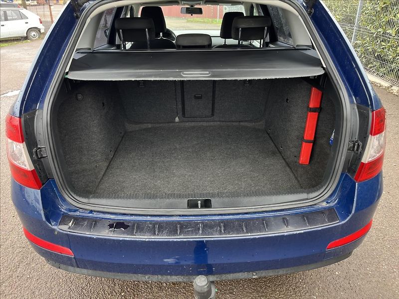 Škoda Octavia 2,0 TDi 110KW KLIMA ROZVODY - fotka 33 z 36