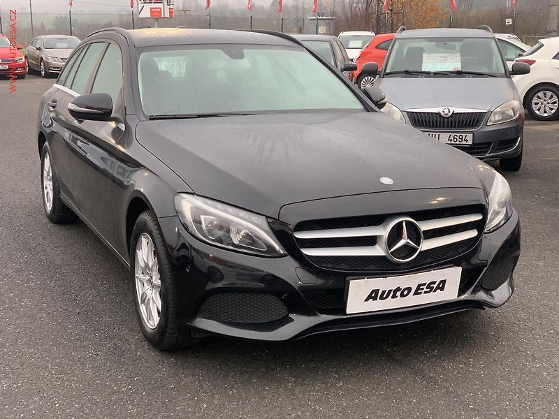 Mercedes-Benz Třídy C (2016) 2.2 CDi C 220d, ČR, AT, navi - fotka 1 z 17