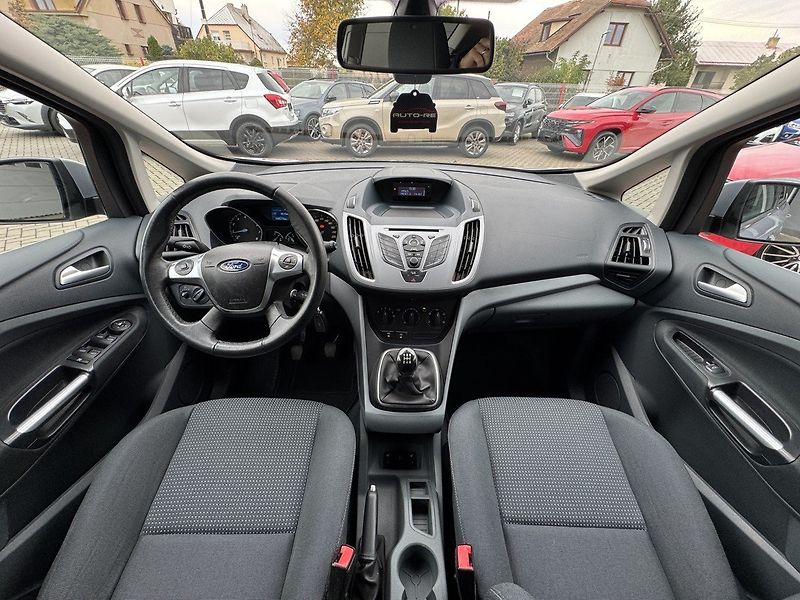 Ford C-MAX (2012) 1.6i Ti-VCT Klima Winter Paket - fotka 6 z 47