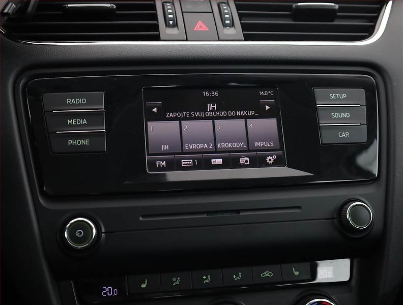 Škoda Octavia (2015) 2.0 TDI, Tempomat - fotka 14 z 19