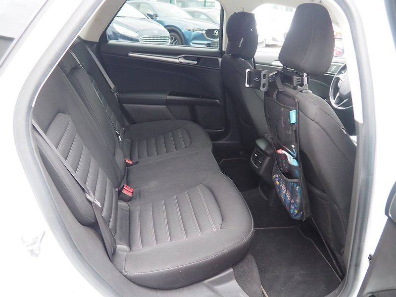 Ford Mondeo (2018) 2.0 TDCi, 110 kW - fotka 14 z 34