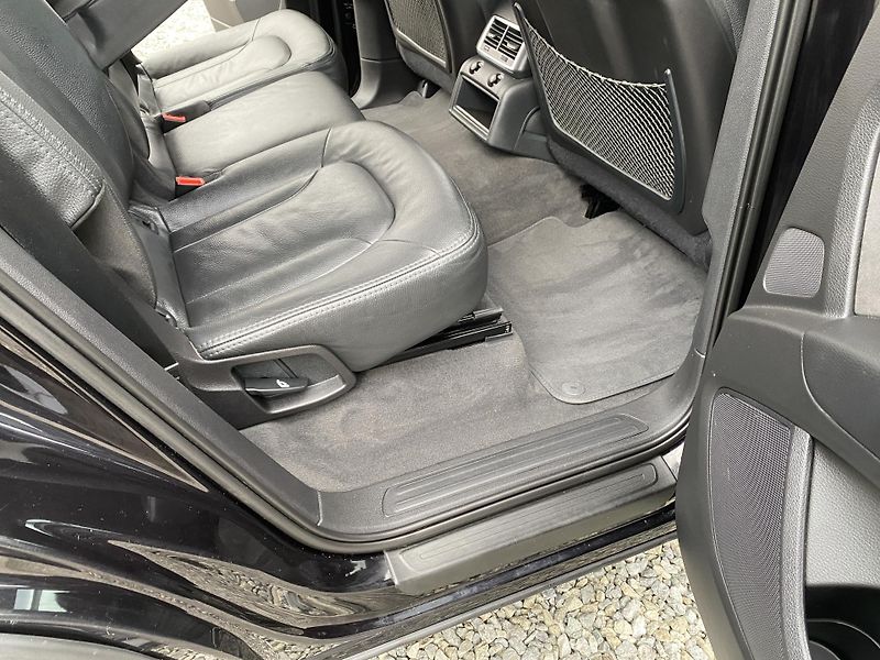 Audi Q7 3.0TDi 4x4 240PS FL 8Q SLINE!! - fotka 113 z 156