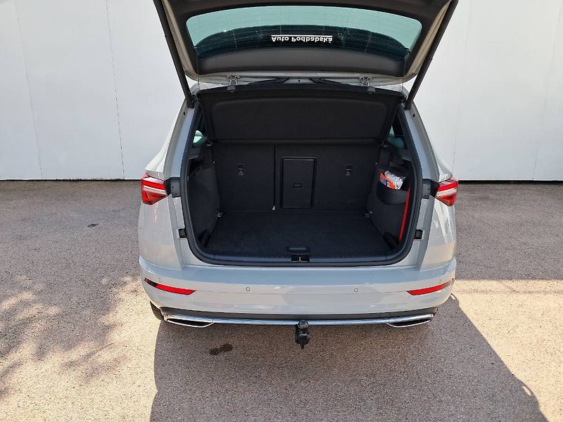 Škoda Karoq (2022) SPORTLINE Exclusive 1.5 TSI / - fotka 29 z 31