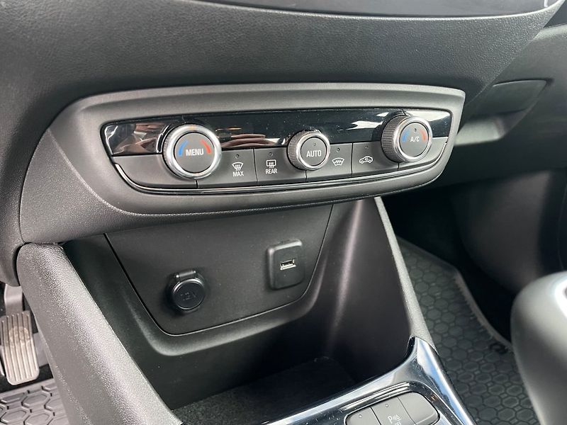 Opel Crossland Elegance 1,2 Turbo, 1. maj, ČR - fotka 18 z 33