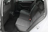 Volkswagen Passat 2,0 TDI 110kW DSG Business Zár - náhled 14