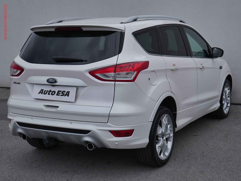 Ford Kuga (2014) 2.0TDCi 4x4, AT, xenon - fotka 4 z 15