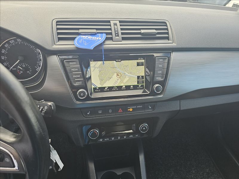 Škoda Fabia III 1,2TSi 66KW Ambition - fotka 18 z 48