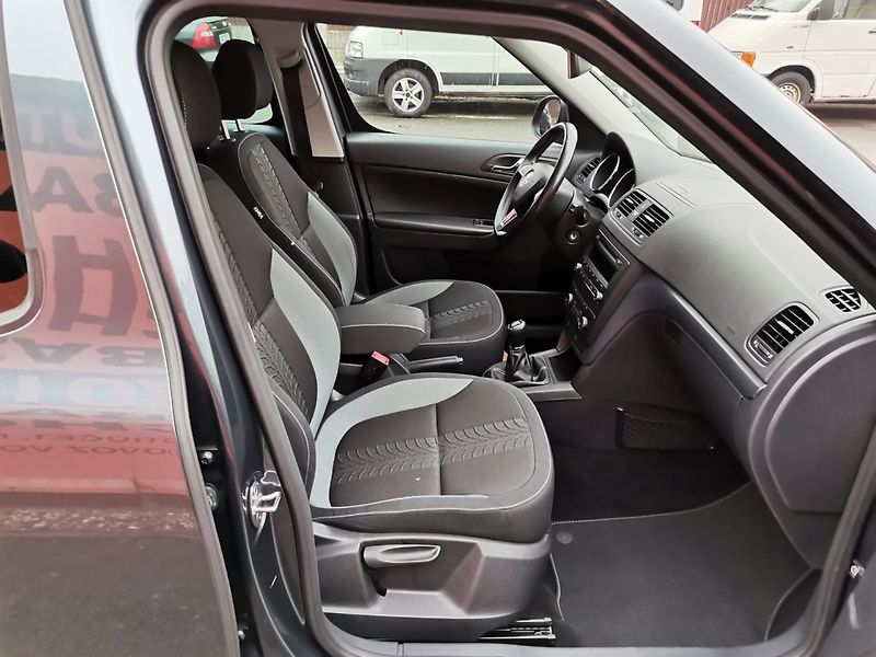 Škoda Yeti (2014) 1.2TSi 77kw OutDoor XEN TZ - fotka 13 z 25