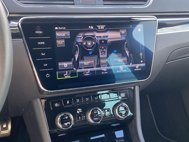 Škoda Superb (2023) Combi 2.0 TDI 4x4 DSG L&K - fotka 15 z 37