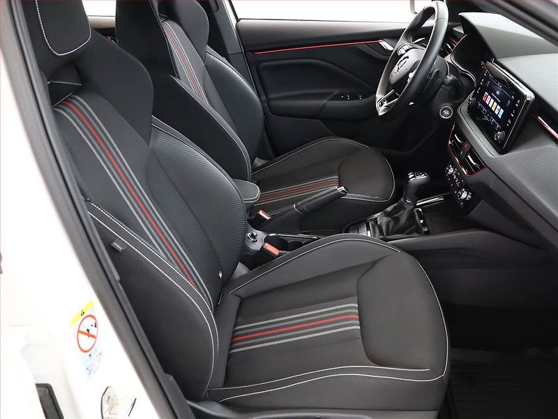 Škoda Kamiq (2024) Monte Carlo 1.0 TSI - fotka 7 z 20