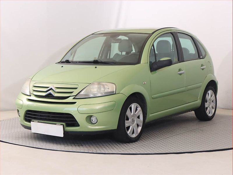 Citroën C3 (2006) 1.6 16V, nová STK - fotka 2 z 16